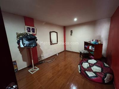 Casa de 3 alcobas en venta en Avenida 19, Armenia, 307 m² · foto 10 de 20