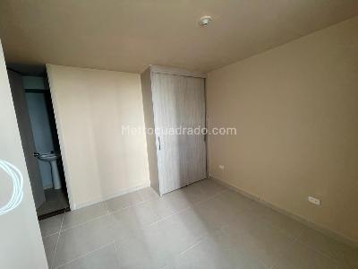 Apartamento en venta en Bosques De Pinares, Armenia · foto 10 de 20