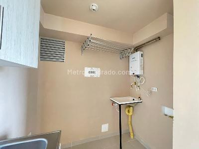 Apartamento en venta en Bosques De Pinares, Armenia · foto 4 de 20