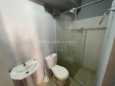 Apartamento en venta en Bosques De Pinares, Armenia · foto 8 de 20
