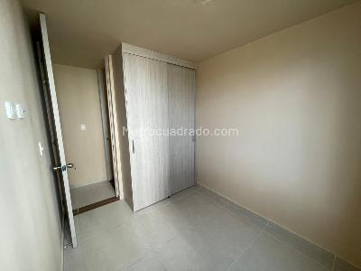 Apartamento en venta en Bosques De Pinares, Armenia · foto 9 de 20
