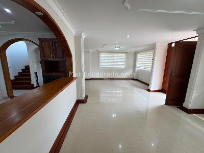 Casa de 4 alcobas en venta en Centenario, Armenia, 306 m² · foto 4 de 20