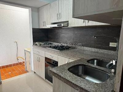 Casa de 4 alcobas en venta en Coinca, Armenia, 131 m² · foto 2 de 15