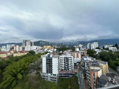 Apartamento de 3 alcobas en venta en Los Profesionales, Armenia, 137 m² · foto 15 de 18