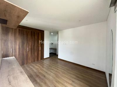 Apartamento de 3 alcobas en venta en Los Profesionales, Armenia, 137 m² · foto 13 de 18