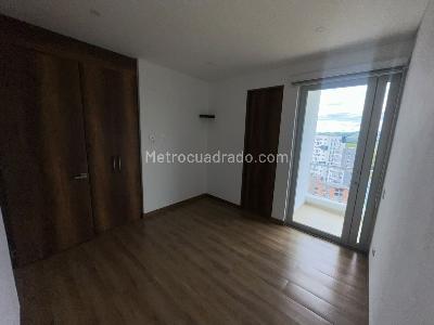 Apartamento de 3 alcobas en venta en Los Profesionales, Armenia, 137 m² · foto 8 de 18