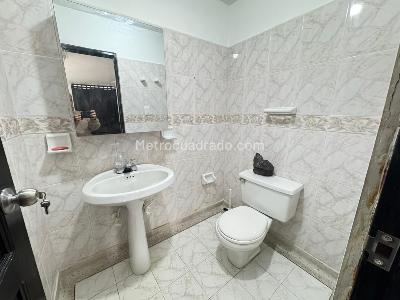 Casa de 5 alcobas en arriendo en Galan, Armenia, 250 m² · foto 10 de 20