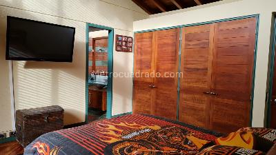 Casa de 5 alcobas en venta en Envigado, 480 m² · foto 12 de 13