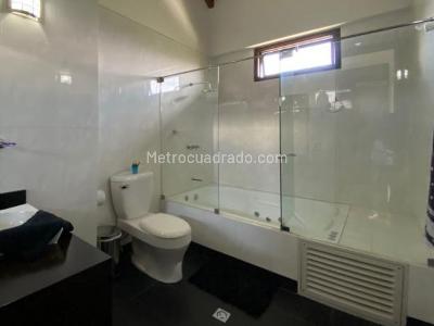 Casa de 4 alcobas en venta en Asd, Envigado, 400 m² · foto 8 de 13