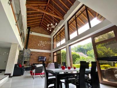 Casa de 4 alcobas en venta en Asd, Envigado, 400 m² · foto 3 de 13