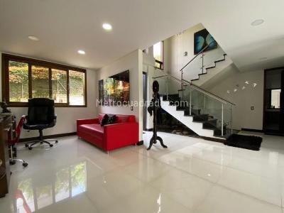 Casa de 4 alcobas en venta en Asd, Envigado, 400 m² · foto 6 de 13