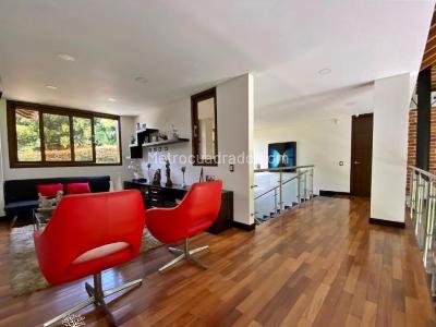 Casa de 4 alcobas en venta en Asd, Envigado, 400 m² · foto 9 de 13