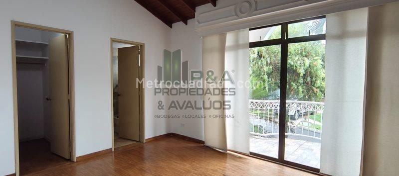 Charming 4BR House in El Poblado - 8