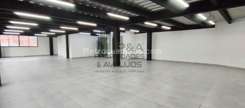 Bodega en Arriendo, Unidad Industrial De Belen, Medellín - Más