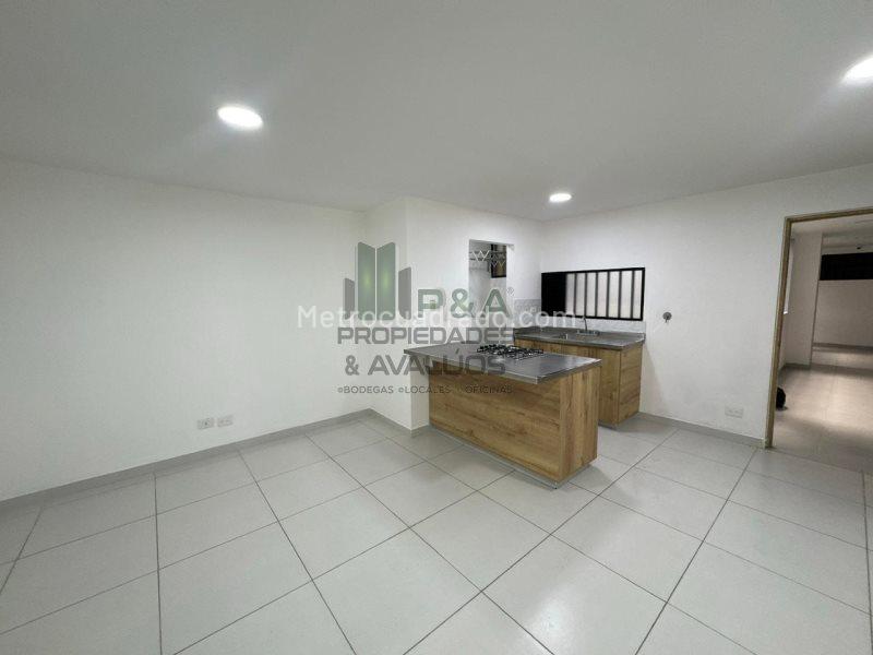 Apartamento Moderno de 2 Alcobas en Centro, Medellín (Piso 5)