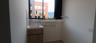 Apartamento de 3 alcobas en arriendo en Belén, Medellín, 80 m² · foto 10 de 17