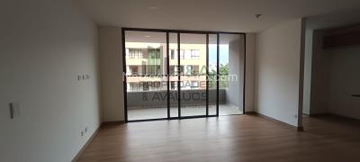Apartamento de 3 alcobas en arriendo en Belén, Medellín, 80 m² · foto 15 de 17
