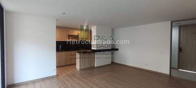 Apartamento de 3 alcobas en arriendo en Belén, Medellín, 80 m² · foto 1 de 17