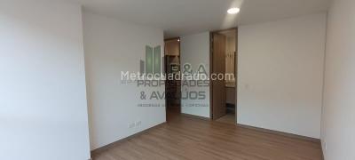 Apartamento de 3 alcobas en arriendo en Belén, Medellín, 80 m² · foto 2 de 17