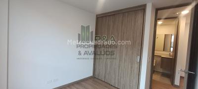 Apartamento de 3 alcobas en arriendo en Belén, Medellín, 80 m² · foto 3 de 17