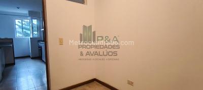 Apartamento de 3 alcobas en arriendo en Laureles, Medellín, 77 m² · foto 5 de 17
