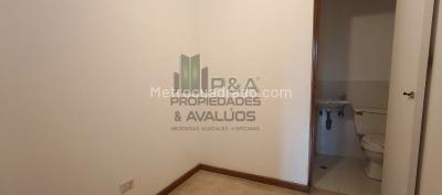 Apartamento de 3 alcobas en arriendo en Laureles, Medellín, 77 m² · foto 6 de 17