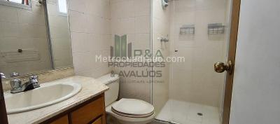 Apartamento de 3 alcobas en arriendo en Laureles, Medellín, 77 m² · foto 7 de 17