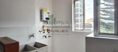 Apartamento de 3 alcobas en arriendo en Laureles, Medellín, 77 m² · foto 8 de 17