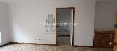 Apartamento de 3 alcobas en arriendo en Laureles, Medellín, 77 m² · foto 13 de 17