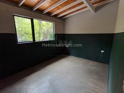 Casa de 5 alcobas en venta en El Poblado, Medellín, 560 m² · foto 11 de 14