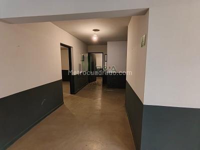 Casa de 5 alcobas en venta en El Poblado, Medellín, 560 m² · foto 2 de 14