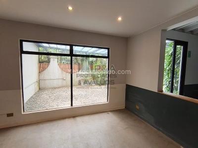 Casa de 5 alcobas en venta en El Poblado, Medellín, 560 m² · foto 5 de 14