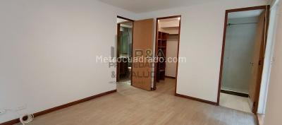Apartamento en venta en El Poblado, Medellín · foto 13 de 15