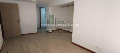Apartamento en venta en El Poblado, Medellín · foto 2 de 15