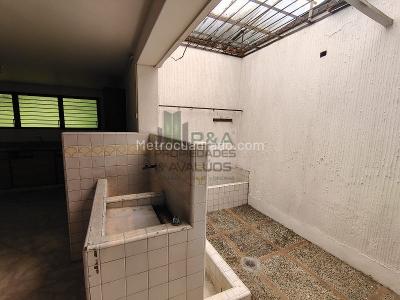 Casa en arriendo en Castropol, Medellín · foto 8 de 17