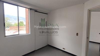 Apartamento de 3 alcobas en arriendo en Bello Horizonte, Medellín, 70 m² · foto 2 de 15