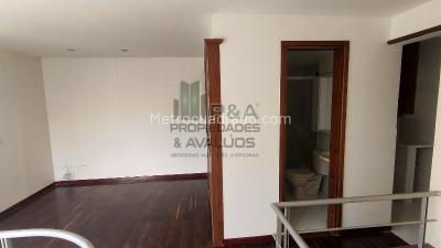 Apartaestudio en arriendo en El Tesoro, Medellín, 51 m² · foto 2 de 20