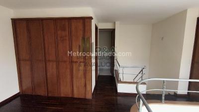Apartaestudio en arriendo en El Tesoro, Medellín, 51 m² · foto 4 de 20
