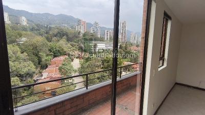 Apartaestudio en arriendo en El Tesoro, Medellín, 51 m² · foto 11 de 20