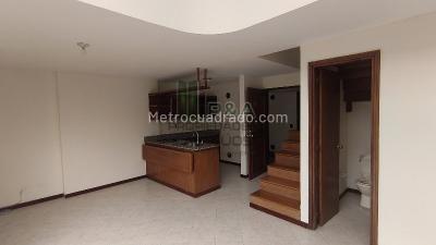 Apartaestudio en arriendo en El Tesoro, Medellín, 51 m² · foto 12 de 20