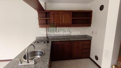 Apartaestudio en arriendo en El Tesoro, Medellín, 51 m² · foto 13 de 20