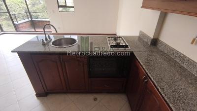 Apartaestudio en arriendo en El Tesoro, Medellín, 51 m² · foto 14 de 20