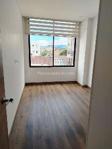 Apartamento de 3 alcobas en venta en Conjunto Pietra, Cajicá, 94 m² · foto 5 de 9
