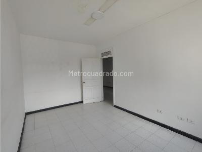 Casa de 4 alcobas en venta en Versalles, Cali, 240 m² · foto 5 de 20