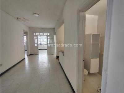 Casa de 4 alcobas en venta en Versalles, Cali, 240 m² · foto 8 de 20