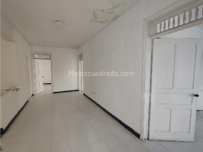 Casa de 4 alcobas en venta en Versalles, Cali, 240 m² · foto 10 de 20