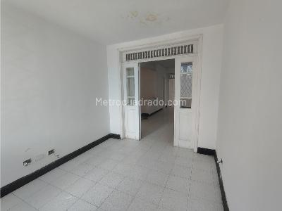 Casa de 4 alcobas en venta en Versalles, Cali, 240 m² · foto 12 de 20