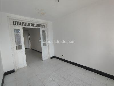Casa de 4 alcobas en venta en Versalles, Cali, 240 m² · foto 14 de 20