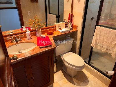Apartamento de 3 alcobas en venta en Oeste Aguacatal, Cali, 168 m² · foto 19 de 20