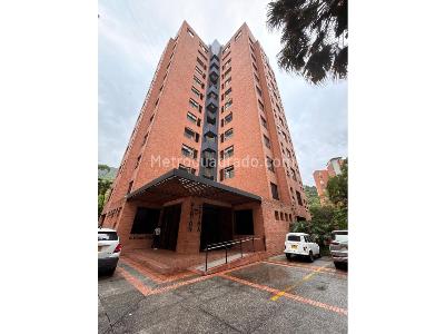 Apartamento de 3 alcobas en venta en Oeste Aguacatal, Cali, 168 m² · foto 1 de 20